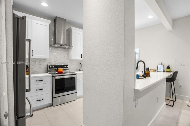3158 Merrick Ter 1701, Margate, FL 33063