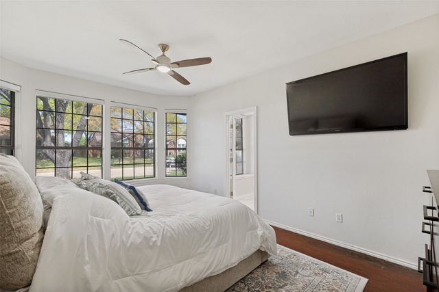 2028 Robin Hill Lane, Carrollton, TX 75007