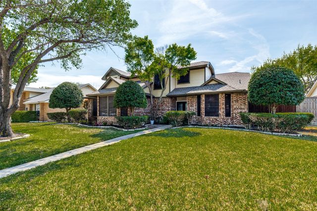 2028 Robin Hill Lane, Carrollton, TX 75007