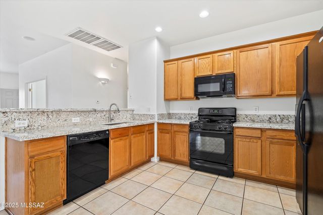 14551 S Camino Rio Abajo, Sahuarita, AZ 85629