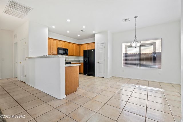 14551 S Camino Rio Abajo, Sahuarita, AZ 85629