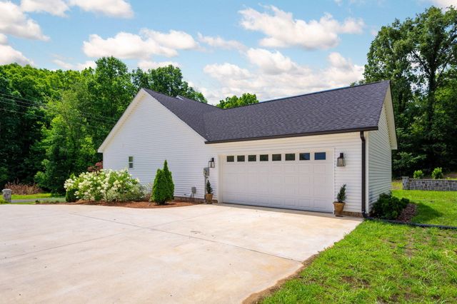 2089 Hudlow Loop Road, Dunlap, TN 37327