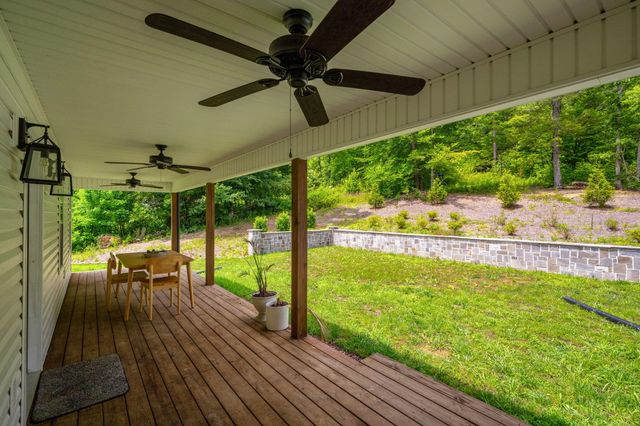 2089 Hudlow Loop Road, Dunlap, TN 37327
