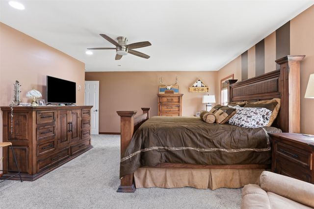 211 E Bay Drive, Bridgeport, TX 76426