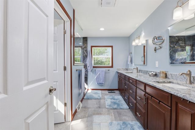 211 E Bay Drive, Bridgeport, TX 76426