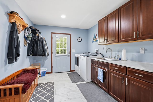 211 E Bay Drive, Bridgeport, TX 76426