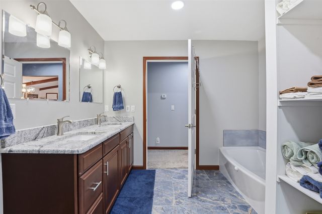 211 E Bay Drive, Bridgeport, TX 76426