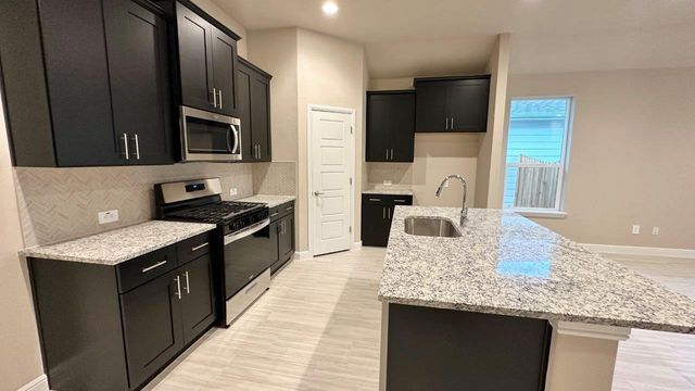 10617 ZIRCON Lane, Fort Worth, TX 76036