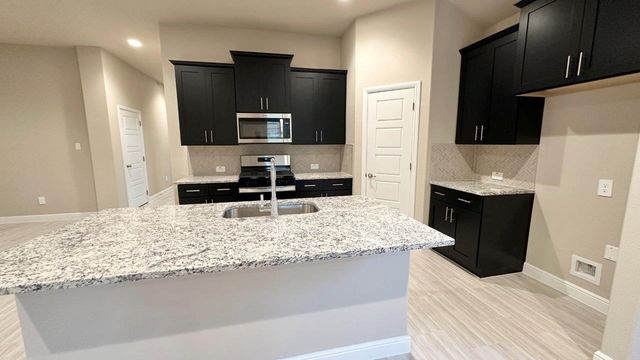 10617 ZIRCON Lane, Fort Worth, TX 76036