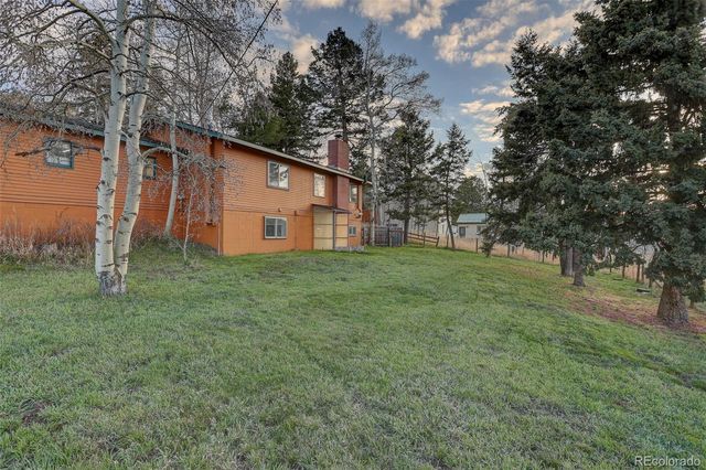 25807 Snyder Avenue, Conifer, CO 80433