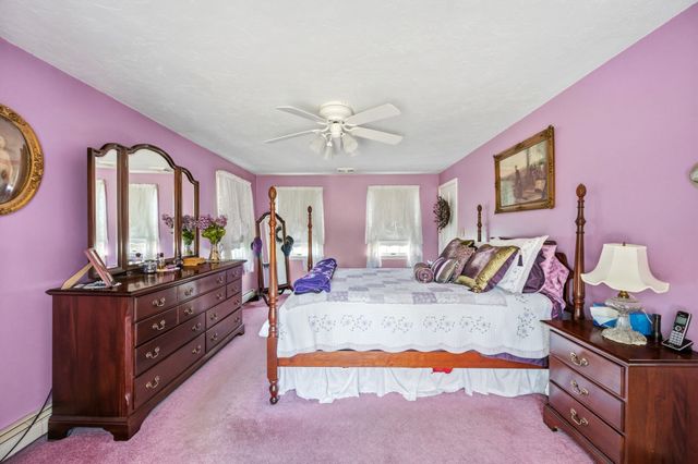 279 Central St 279, East Bridgewater, MA 02333