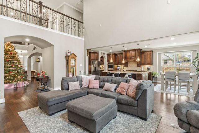 2187 Graystone Hills Drive, Conroe, TX 77304