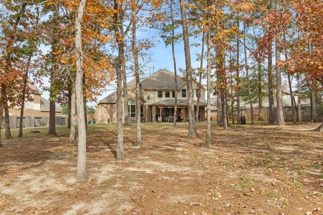 2187 Graystone Hills Drive, Conroe, TX 77304