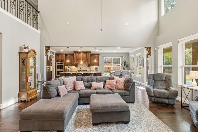 2187 Graystone Hills Drive, Conroe, TX 77304