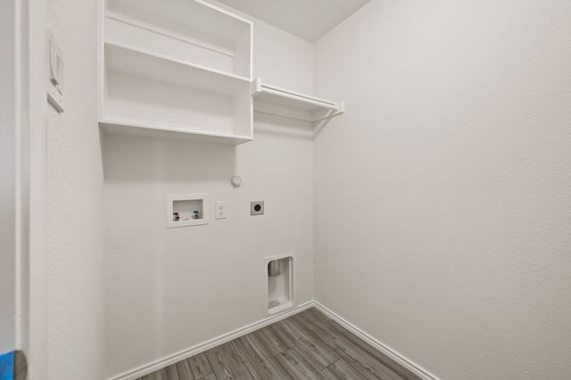 813 Amberwood Court, Fort Worth, TX 76052