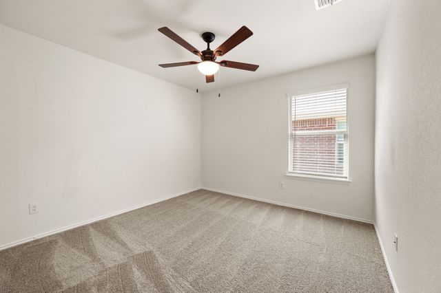 813 Amberwood Court, Fort Worth, TX 76052