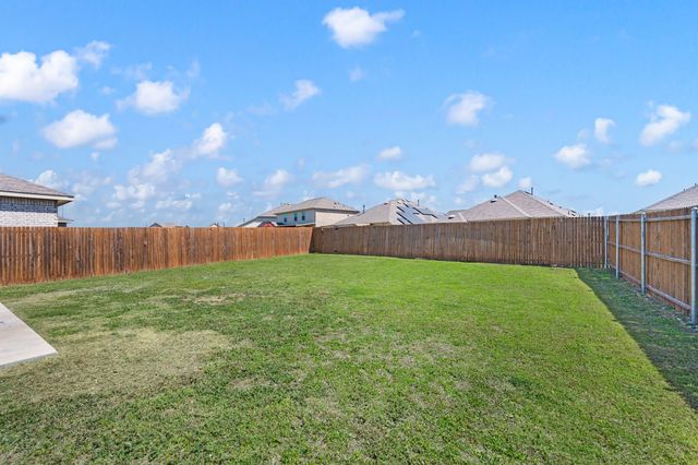 813 Amberwood Court, Fort Worth, TX 76052