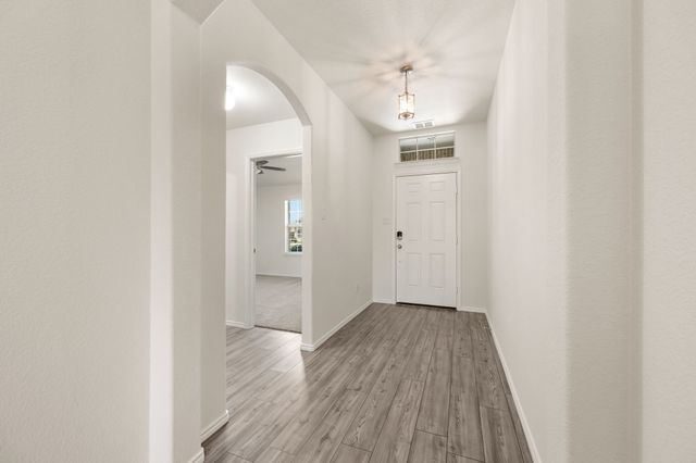 813 Amberwood Court, Fort Worth, TX 76052