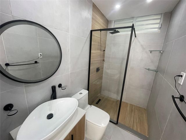 K-22 Calle 10 URB. LOMA ALTA, Carolina, PR 00987