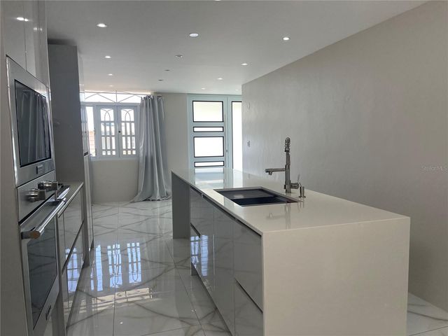 K-22 Calle 10 URB. LOMA ALTA, Carolina, PR 00987