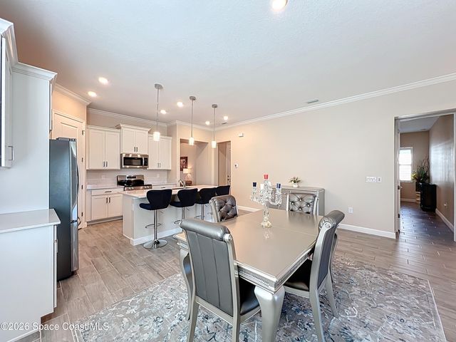 821 Antibes Court NW, Palm Bay, FL 32907