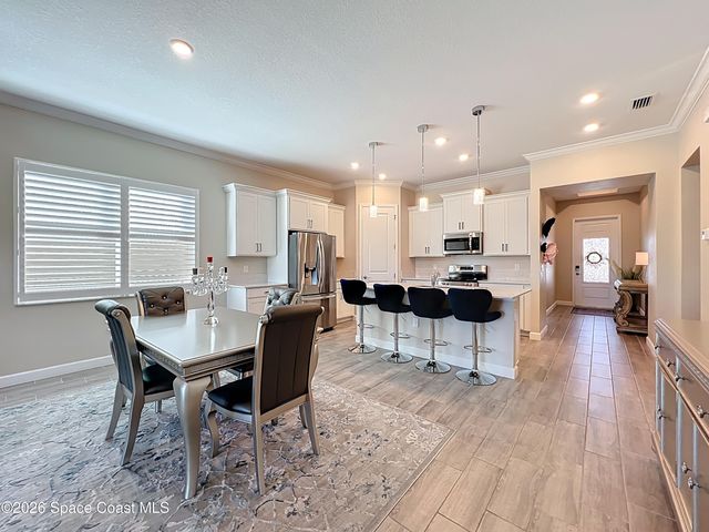 821 Antibes Court NW, Palm Bay, FL 32907