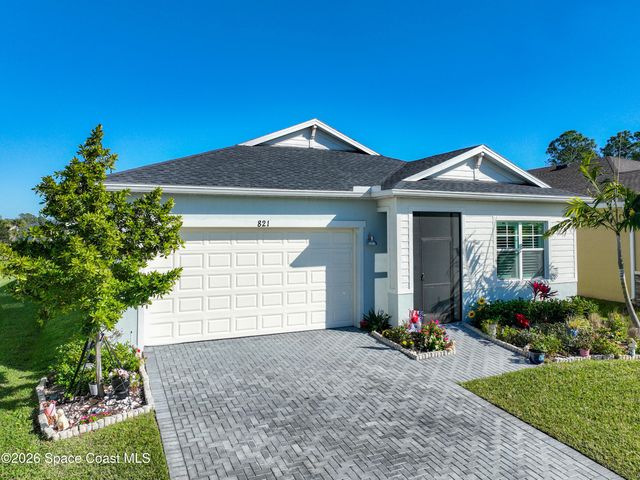 821 Antibes Court NW, Palm Bay, FL 32907