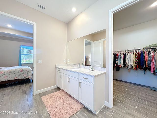 821 Antibes Court NW, Palm Bay, FL 32907