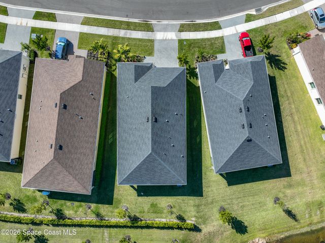 821 Antibes Court NW, Palm Bay, FL 32907