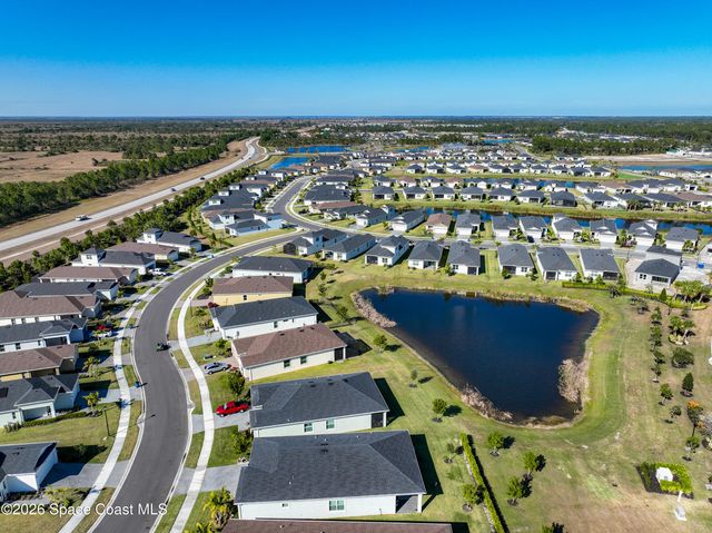 821 Antibes Court NW, Palm Bay, FL 32907