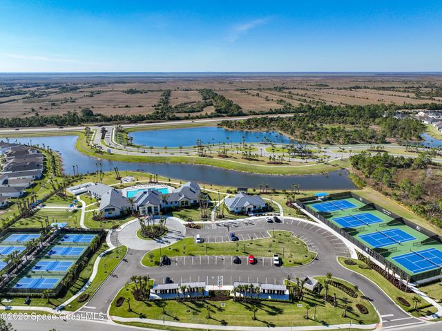 821 Antibes Court NW, Palm Bay, FL 32907