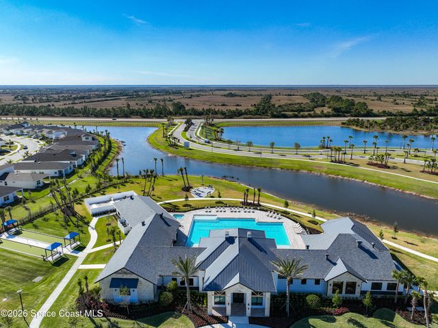 821 Antibes Court NW, Palm Bay, FL 32907