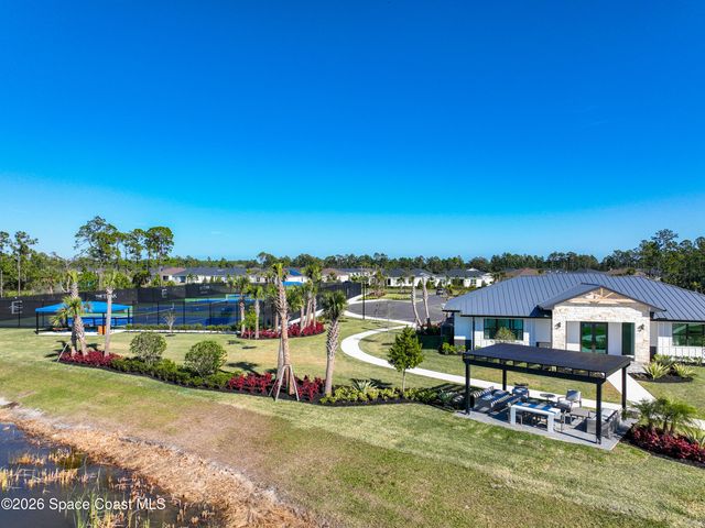 821 Antibes Court NW, Palm Bay, FL 32907