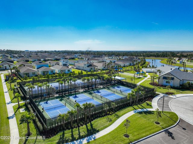 821 Antibes Court NW, Palm Bay, FL 32907