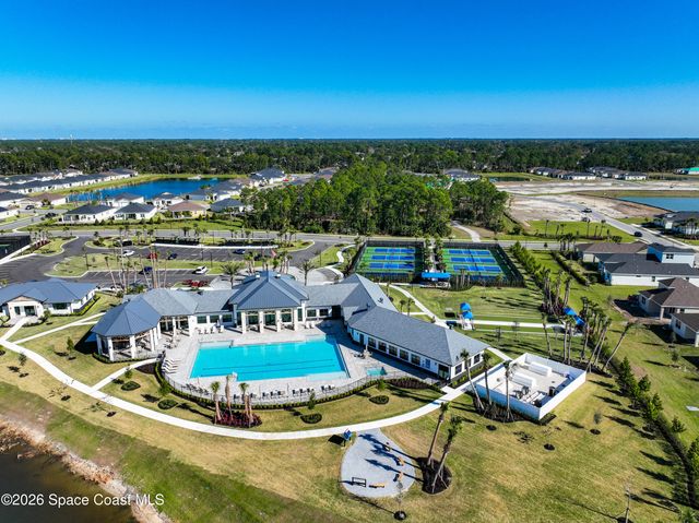 821 Antibes Court NW, Palm Bay, FL 32907