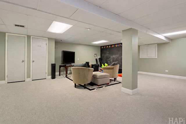 4041 Picardy Drive, Northbrook, IL 60062