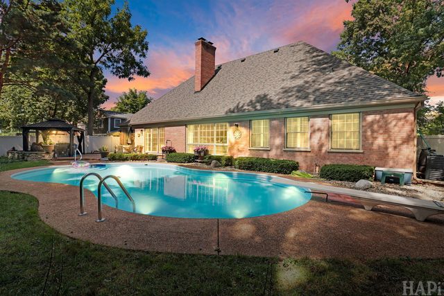 4041 Picardy Drive, Northbrook, IL 60062