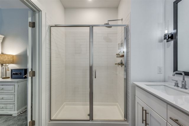 552 Brook View Drive, Van Alstyne, TX 75495