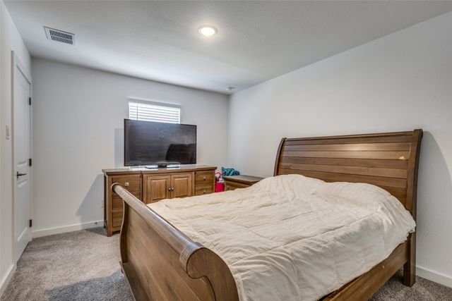 552 Brook View Drive, Van Alstyne, TX 75495