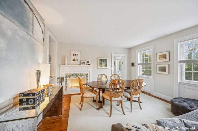 94 Post Lane, Southampton, NY 11968