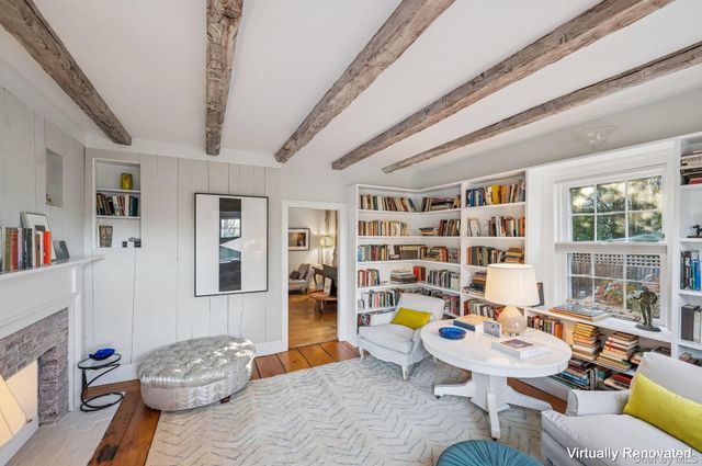 94 Post Lane, Southampton, NY 11968