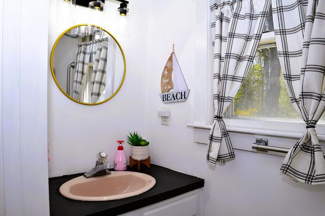 713 Sandwich Road, East Falmouth, MA 02536