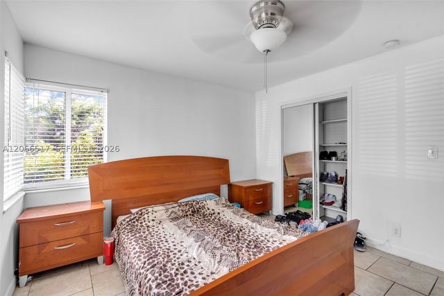 2721 NE 8th Ave, Pompano Beach, FL 33064