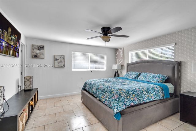 2721 NE 8th Ave, Pompano Beach, FL 33064
