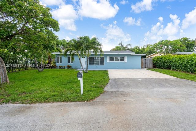 2721 NE 8th Ave, Pompano Beach, FL 33064