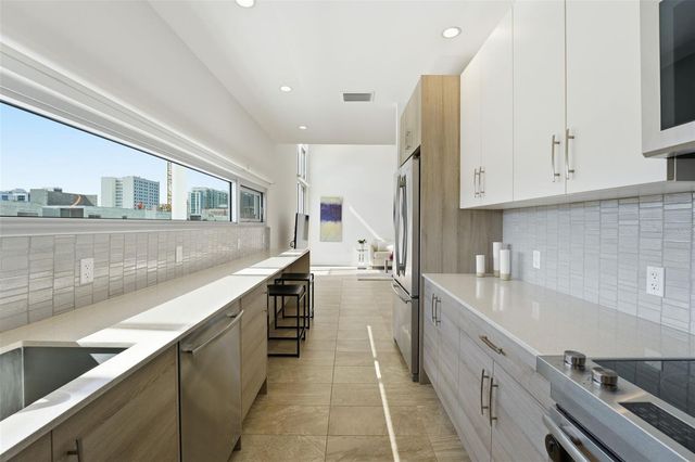 1350 5TH STREET 402, Sarasota, FL 34236
