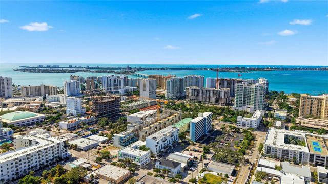 1350 5TH STREET 402, Sarasota, FL 34236