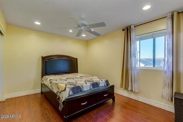 1331 W BECK Lane, Phoenix, AZ 85023