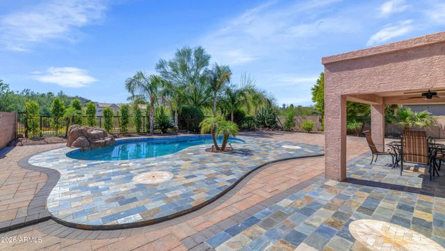 1331 W BECK Lane, Phoenix, AZ 85023
