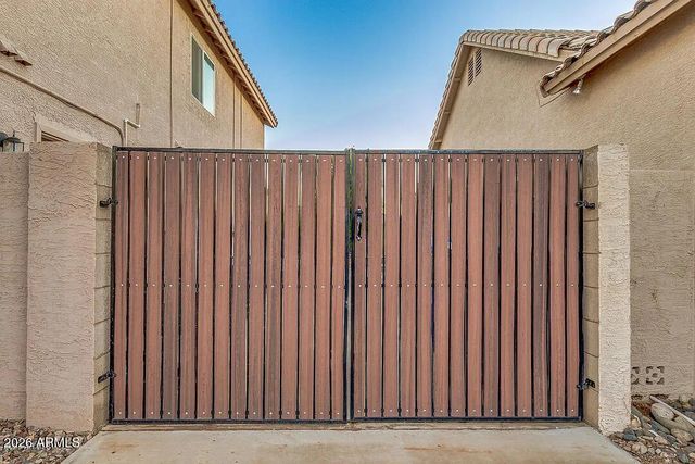 1331 W BECK Lane, Phoenix, AZ 85023